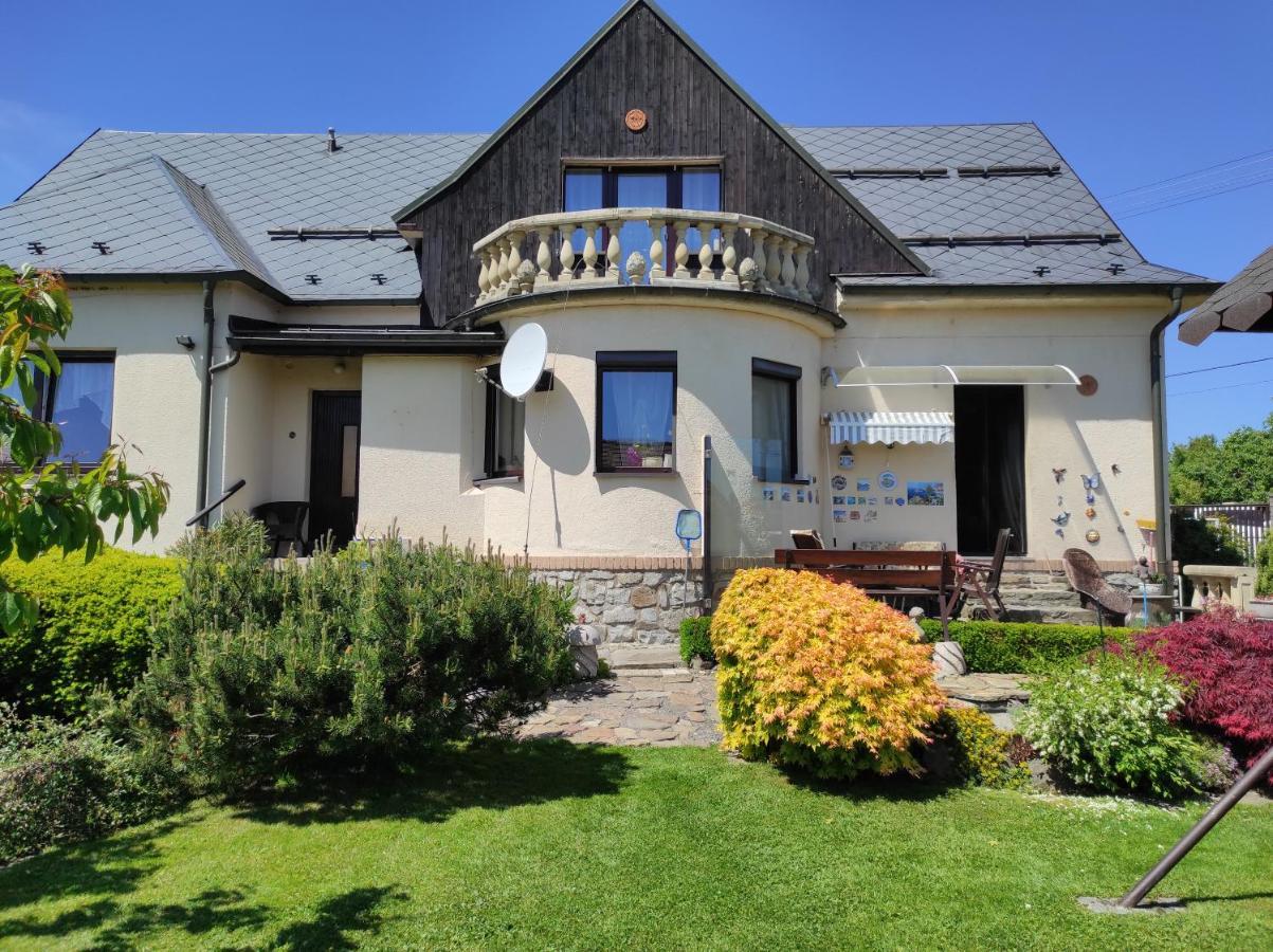 Apartment U Lesa Bohutin (Central Bohemian)